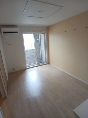 のマンスリーマンション・ウィークリーマンション「メゾン　ド　さちＡ 102・洋室(No.1199891)」メイン画像