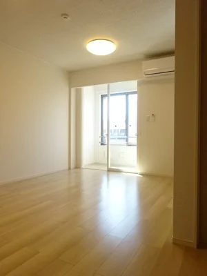 のマンスリーマンション・ウィークリーマンション「アバンツァート 102・洋室(No.1200026)」メイン画像