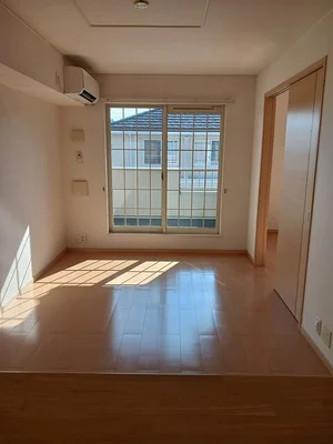 のマンスリーマンション・ウィークリーマンション「サニーヒルズ　サウスＢ 202・洋室(No.1200501)」メイン画像