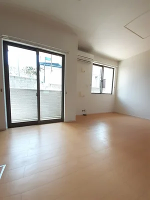 のマンスリーマンション・ウィークリーマンション「ラ・ポルト　ＳⅡ 102・洋室(No.1200753)」メイン画像