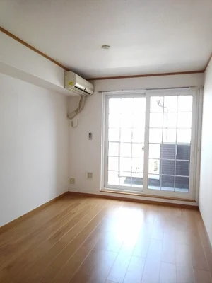 のマンスリーマンション・ウィークリーマンション「メゾンイーストⅡ　２号館 202・洋室(No.1200861)」メイン画像