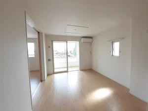 のマンスリーマンション・ウィークリーマンション「メゾン　アルモニー 201・洋室(No.1201326)」メイン画像