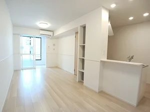 秋田県の大東建託リーシング株式会社のマンスリーマンション・ウィークリーマンション「レジダンス・マリンＡ 102・洋室(No.1201332)」メイン画像