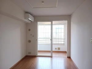 富山県のマンスリーマンション・ウィークリーマンション「ヴィラ・かたかご　Ⅰ 103・洋室(No.1201515)」メイン画像