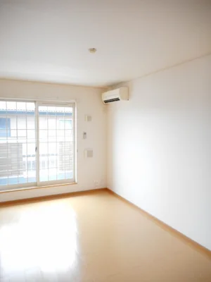 三重県の大東建託リーシング株式会社のマンスリーマンション・ウィークリーマンション「プレッソ 202・洋室(No.1201543)」メイン画像