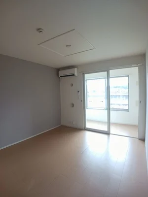 のマンスリーマンション・ウィークリーマンション「アンソレイユ 102・洋室(No.1201632)」メイン画像