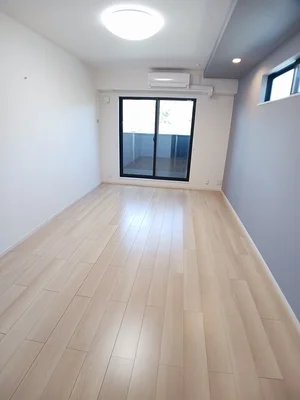 のマンスリーマンション・ウィークリーマンション「ファミリエ 303・洋室(No.1201691)」メイン画像