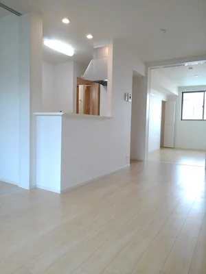 のマンスリーマンション・ウィークリーマンション「サウスウェー　Ⅵ 205・洋室(No.1201813)」メイン画像