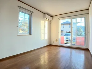 のマンスリーマンション・ウィークリーマンション「リオ・ビエント 104・洋室(No.1201942)」メイン画像