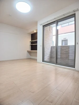 香川県の大東建託リーシング株式会社のマンスリーマンション・ウィークリーマンション「ドゥース　レシ　Ａ 102・洋室(No.1202021)」メイン画像