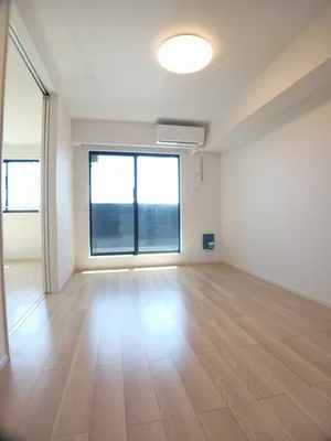 のマンスリーマンション・ウィークリーマンション「メゾンライフ 204・洋室(No.1202381)」メイン画像