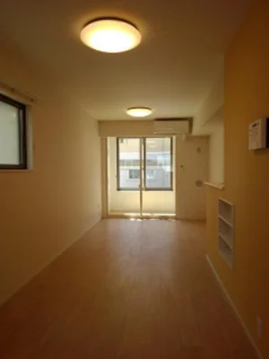 のマンスリーマンション・ウィークリーマンション「メゾン　ド　モア 103・洋室(No.1202398)」メイン画像