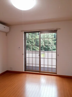 のマンスリーマンション・ウィークリーマンション「カーサ・セレノ 101・洋室(No.1202464)」メイン画像