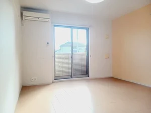 のマンスリーマンション・ウィークリーマンション「Ｃｏｍｆｏｒｔ　Ｓｉｚｕｋａ 106・洋室(No.1202499)」メイン画像