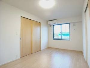 石川県の大東建託リーシング株式会社のマンスリーマンション・ウィークリーマンション「スマイル　ツワノ 102・洋室(No.1202507)」メイン画像