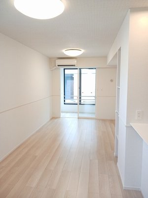 のマンスリーマンション・ウィークリーマンション「ウェル　アイランドＳ－Ⅱ 105・洋室(No.1202674)」メイン画像