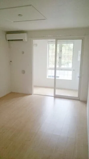 のマンスリーマンション・ウィークリーマンション「ラ　プリュム　ドゥース 103・洋室(No.1202738)」メイン画像