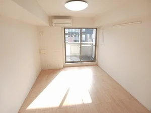 のマンスリーマンション・ウィークリーマンション「オエステ・コンドミニオ 203・洋室(No.1203433)」メイン画像