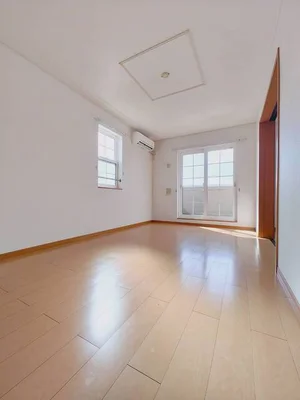 中津市のマンスリーマンション・ウィークリーマンション「レーゲンボーゲンＢ 201・洋室(No.1203517)」メイン画像