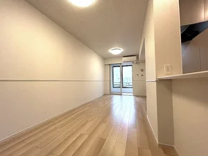 佐賀県のマンスリーマンション・ウィークリーマンション「メルベージュ伊万里　Ⅲ 102・洋室(No.1203591)」メイン画像