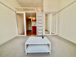 のマンスリーマンション・ウィークリーマンション「レオパレスソフィア 107(No.1204050)」メイン画像