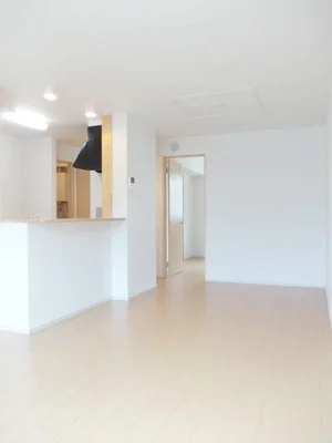 のマンスリーマンション・ウィークリーマンション「プレジール 102・洋室(No.1204236)」メイン画像