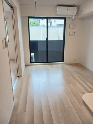 のマンスリーマンション・ウィークリーマンション「アルコバレーノＮ．Ｅ 103・洋室(No.1204586)」メイン画像