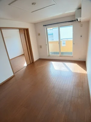 のマンスリーマンション・ウィークリーマンション「グランデ・ピーノ 202・洋室(No.1204611)」メイン画像