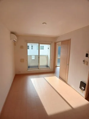 のマンスリーマンション・ウィークリーマンション「ノース　リバー 203・洋室(No.1204613)」メイン画像