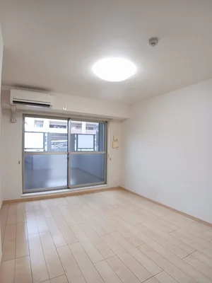 のマンスリーマンション・ウィークリーマンション「スペチアーレ　桜ヶ丘 101・洋室(No.1204638)」メイン画像