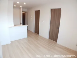 のマンスリーマンション・ウィークリーマンション「サンシャイン高塚 204・洋室(No.1204811)」メイン画像