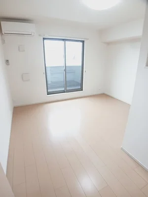 のマンスリーマンション・ウィークリーマンション「ハマユウ　石神沢　Ⅰ 201・洋室(No.1205318)」メイン画像