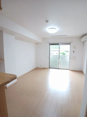 のマンスリーマンション・ウィークリーマンション「プチハウス神ノ前 103・洋室(No.1205470)」メイン画像