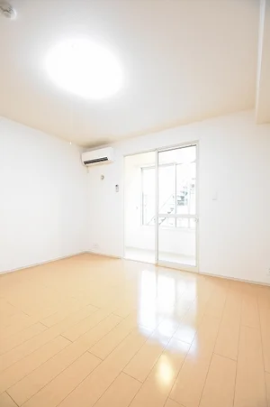 のマンスリーマンション・ウィークリーマンション「サウスポイント 101・洋室(No.1205486)」メイン画像