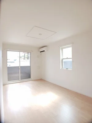 のマンスリーマンション・ウィークリーマンション「ベントルナータ 101・洋室(No.1205599)」メイン画像