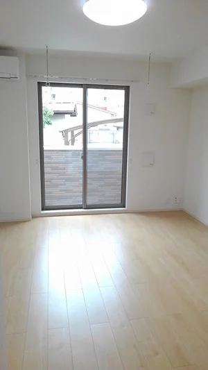 のマンスリーマンション・ウィークリーマンション「ラ・プリムール 101・洋室(No.1205661)」メイン画像