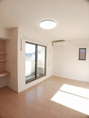 のマンスリーマンション・ウィークリーマンション「サニーガーデンⅥ 202・洋室(No.1205662)」メイン画像