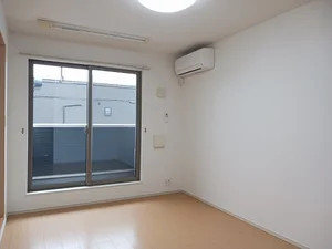 鹿沼市のマンスリーマンション・ウィークリーマンション「リェス　ドヴァリェーツ 202・洋室(No.1205711)」メイン画像