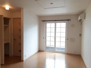 のマンスリーマンション・ウィークリーマンション「カーサ・コモド・アビターレ　Ｂ 101・洋室(No.1206088)」メイン画像