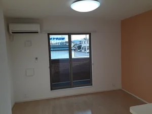 のマンスリーマンション・ウィークリーマンション「クォーレ　アン 205・洋室(No.1206232)」メイン画像