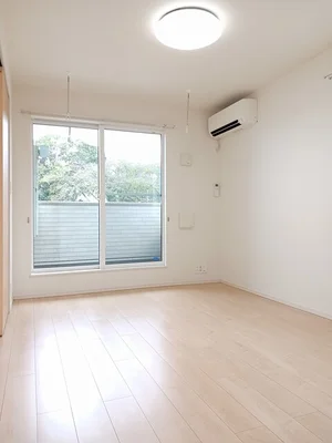 のマンスリーマンション・ウィークリーマンション「プルメリア 207・洋室(No.1206380)」メイン画像