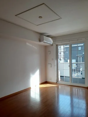 のマンスリーマンション・ウィークリーマンション「綿屋Ⅲ 102・洋室(No.1206462)」メイン画像