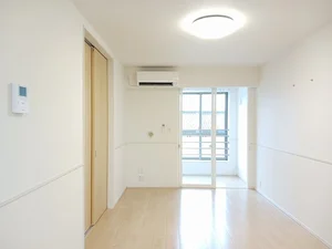 富山県のマンスリーマンション・ウィークリーマンション「シャインビューⅡ 201・洋室(No.1206823)」メイン画像