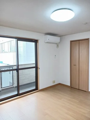 三重県のマンスリーマンション・ウィークリーマンション「プロムナードⅡ 203・洋室(No.1207117)」メイン画像