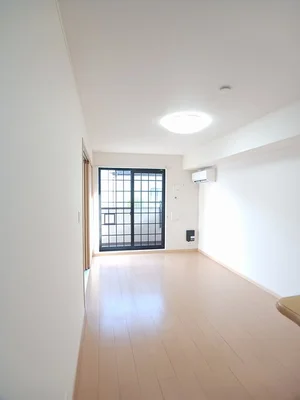 のマンスリーマンション・ウィークリーマンション「ソレイユ 102・洋室(No.1207192)」メイン画像