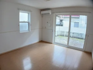 一宮市のマンスリーマンション・ウィークリーマンション「ラッフィナートＣ 101・洋室(No.1207243)」メイン画像