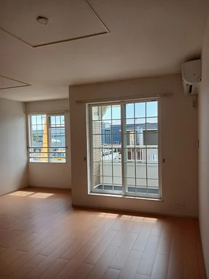 楠駅（三重県）のマンスリーマンション・ウィークリーマンション「フロントリバー・サンⅢ 201・洋室(No.1207262)」メイン画像