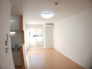 新木曽川駅（愛知県）のマンスリーマンション・ウィークリーマンション「アドーラ木曽川　Ⅶ 102・洋室(No.1207281)」メイン画像