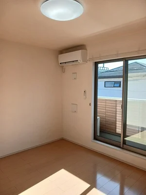 四日市市のマンスリーマンション・ウィークリーマンション「Ａｌｅｇｒｉａ 203・洋室(No.1207341)」メイン画像