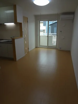 三重県の大東建託リーシング株式会社のマンスリーマンション・ウィークリーマンション「カーサ　ラピタ 102・洋室(No.1207370)」メイン画像